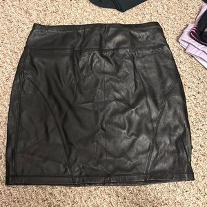 Leather express mini skirt size XS